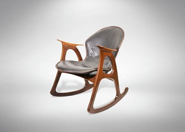 F36 - Fine ribbon rocking chair